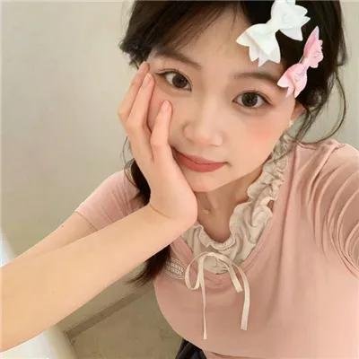 梦女孩海报